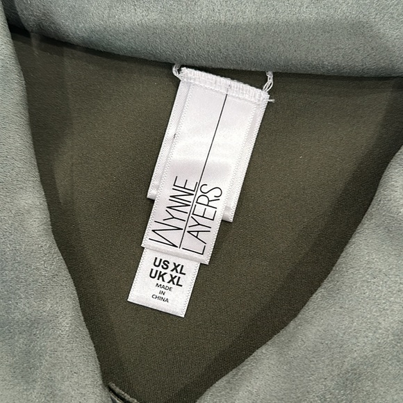 New Wynne Layers Button Up XL - Picture 5 of 12